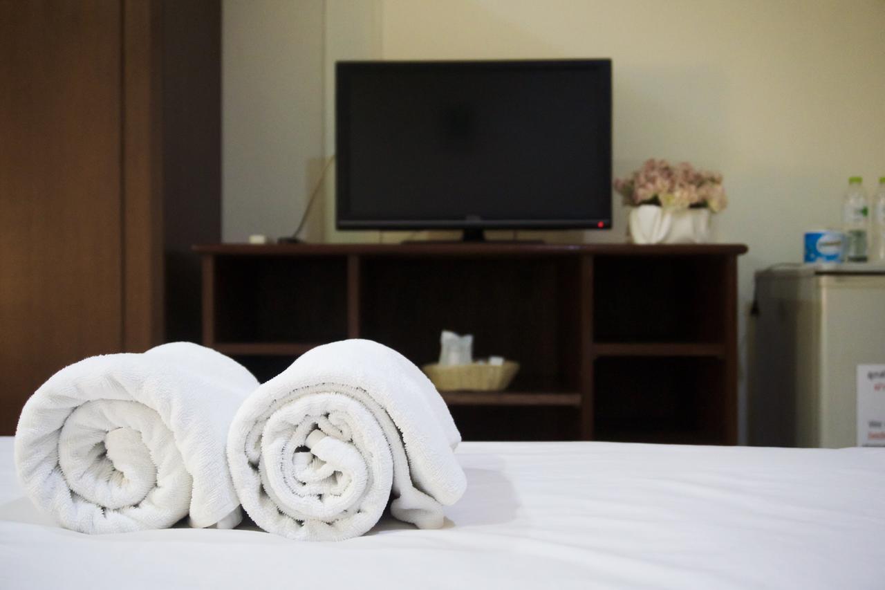 Baan Boonanan Apartment Rangsit Buitenkant foto